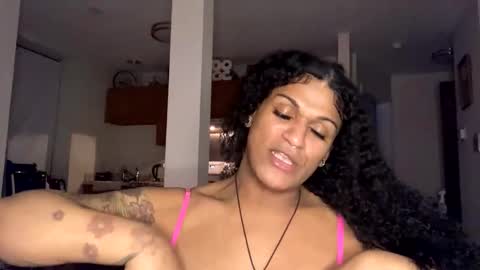 Snapshot of xperiencepressure chatting on March 1, 2026, 7:10 am xperiencepressure online show from March 1, 2026, 7:10 am