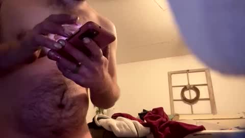 Snapshot of xploringus1 chatting on January 17, 2026, 5:23 am Xploringus online show from January 17, 2026, 5:23 am