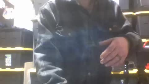 Snapshot of xploringus1 chatting on February 24, 2026, 12:14 pm Xploringus online show from February 24, 2026, 12:14 pm