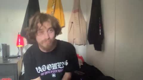 Snapshot of xsaddosx chatting on April 9, 2026, 12:32 am xsaddosx online show from April 9, 2026, 12:32 am