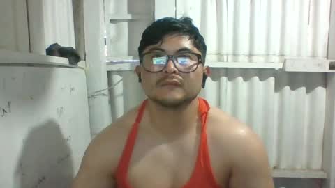 xstudiobog_90 online show from January 4, 2025, 8:48 pm