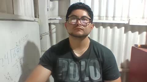 xstudiobog_90 online show from September 29, 2025, 4:45 pm