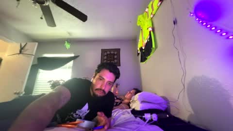 xsynixax online show from July 15, 2026, 5:07 pm