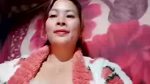 Snapshot of xuxulove00 chatting on December 17, 2025, 12:49 am xuxulove00 online show from December 17, 2025, 12:49 am