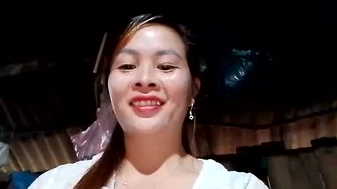 Snapshot of xuxulove00 chatting on December 18, 2025, 12:49 am xuxulove00 online show from December 18, 2025, 12:49 am