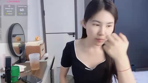 Snapshot of xuyihan chatting on February 9, 2026, 6:39 am xuyihan online show from February 9, 2026, 6:39 am