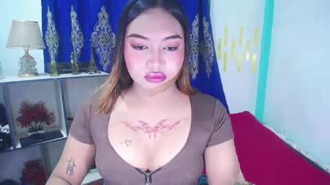 xxapplebabexx online show from March 1, 2025, 12:23 pm