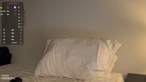 Fox online show from April 15, 2026, 10:43 pm