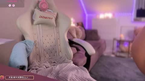 xxfairyxgiiirlxx online show from December 5, 2025, 6:33 am