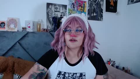 xxgreengoodxx online show from October 12, 2025, 7:02 pm