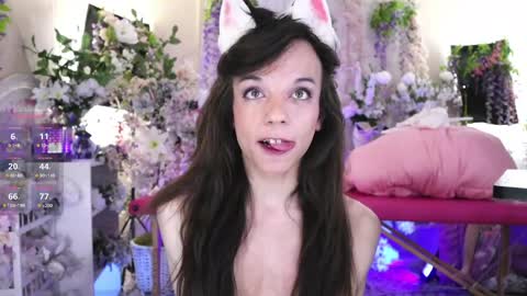 Snapshot of xxhayleemariexx chatting on May 21, 2026, 2:40 am Haylee Marie online show from May 21, 2026, 2:40 am