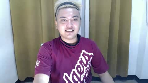 Snapshot of xxhotloyd_cummerx chatting on January 5, 2026, 6:33 pm Loyd online show from January 5, 2026, 6:33 pm