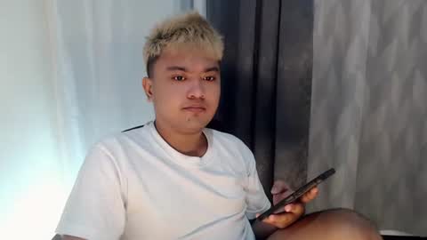 Snapshot of xxhotloyd_cummerx chatting on January 31, 2026, 7:11 pm Loyd online show from January 31, 2026, 7:11 pm