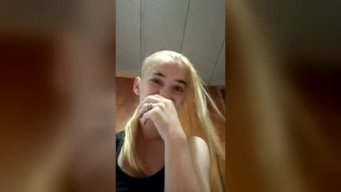 xxjessiebugxx online show from July 18, 2026, 5:00 am