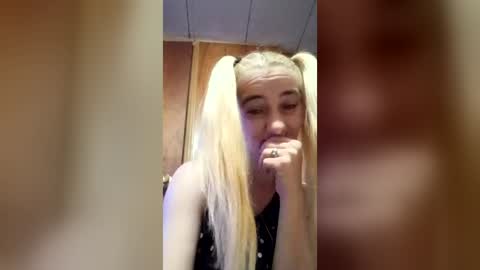 xxjessiebugxx online show from July 24, 2026, 4:54 am