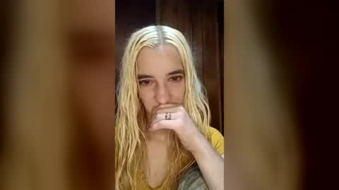 xxjessiebugxx online show from August 1, 2026, 3:28 am