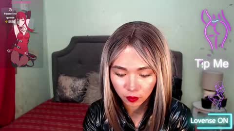 Snapshot of xxkagura_hugecock_69xx chatting on January 23, 2025, 2:55 am Kagura online show from January 23, 2025, 2:55 am