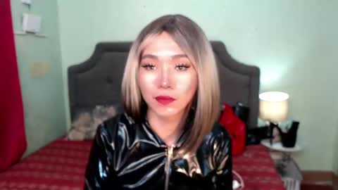 Snapshot of xxkagura_hugecock_69xx chatting on January 26, 2025, 2:14 am Kagura online show from January 26, 2025, 2:14 am