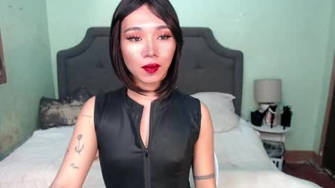 Snapshot of xxkagura_hugecock_69xx chatting on February 27, 2025, 12:21 am Kagura online show from February 27, 2025, 12:21 am