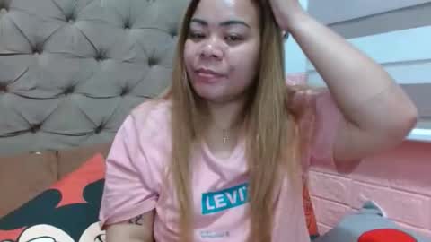 Snapshot of xxkryzelxx chatting on October 20, 2025, 5:13 pm Dhel online show from October 20, 2025, 5:13 pm
