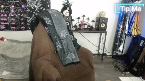 Lilith online show from January 24, 2025, 1:03 am