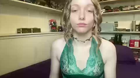 Snapshot of xxloveanastasia chatting on October 10, 2025, 5:23 pm LoveAnastasia online show from October 10, 2025, 5:23 pm