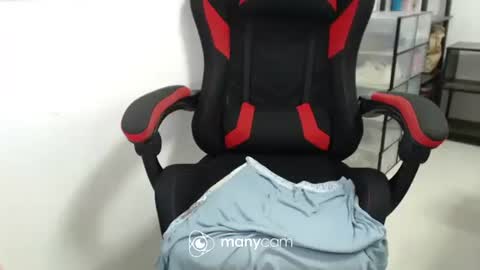  Kaycee  online show from November 23, 2025, 3:06 am