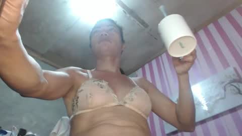 xxrowenatastycockforyouxx online show from January 25, 2025, 12:38 am