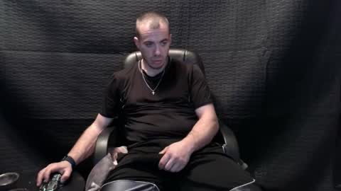 Snapshot of xxscubastevexxx chatting on November 18, 2025, 9:58 am xxScubaStevexx online show from November 18, 2025, 9:58 am