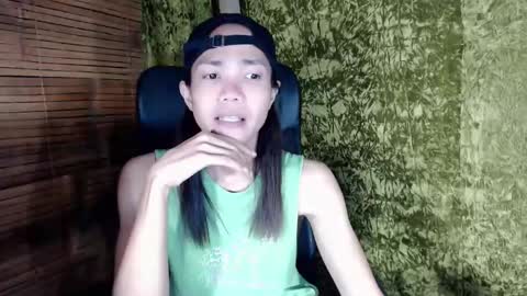 Snapshot of xxskinny_alonzoxx chatting on February 13, 2025, 8:55 pm Ali online show from February 13, 2025, 8:55 pm