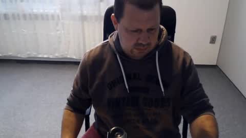 Eddi online show from December 2, 2024, 10:39 am