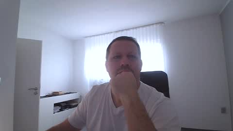 Eddi online show from December 18, 2024, 10:19 am