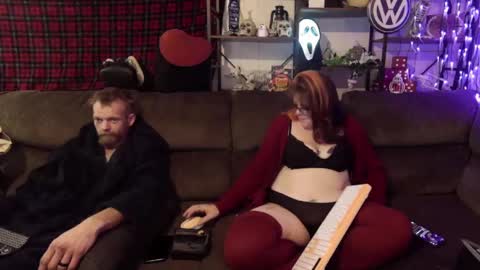 CaliRaeMaxXx online show from February 2, 2025, 7:52 am