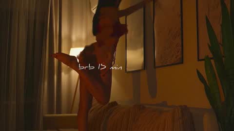 Snapshot of xxx_sunset chatting on January 14, 2026, 2:55 pm Molly online show from January 14, 2026, 2:55 pm