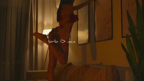 Snapshot of xxx_sunset chatting on April 7, 2026, 3:01 pm Molly online show from April 7, 2026, 3:01 pm