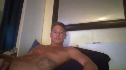 Snapshot of xxxelentdick chatting on October 21, 2025, 11:11 am deeeeznutz online show from October 21, 2025, 11:11 am
