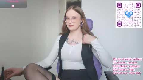 Snapshot of xxxhentaition chatting on February 5, 2026, 8:41 am Keira online show from February 5, 2026, 8:41 am