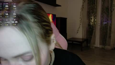 Snapshot of xxxhoneyxx chatting on March 13, 2026, 12:50 am Onlyfanz online show from March 13, 2026, 12:50 am