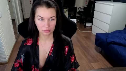 Snapshot of xxxkleoxxx chatting on March 5, 2025, 10:32 pm Alisa online show from March 5, 2025, 10:32 pm