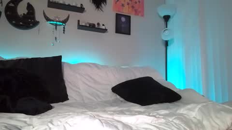 Snapshot of xxxlolalovexxx chatting on September 13, 2025, 8:58 am Lola online show from September 13, 2025, 8:58 am