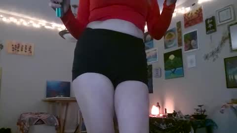 Snapshot of xxxlolalovexxx chatting on December 14, 2025, 3:23 am Lola online show from December 14, 2025, 3:23 am