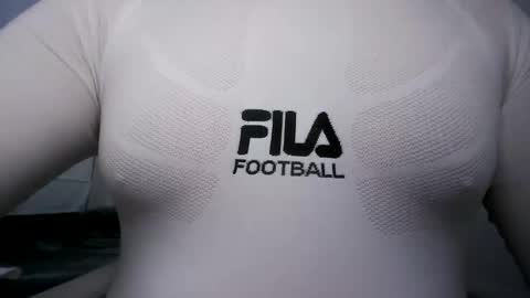 xxxotter online show from April 16, 2026, 6:52 pm