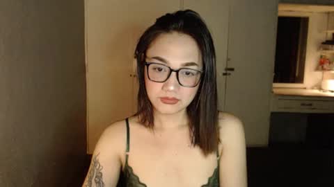 Melissa online show from November 21, 2025, 9:19 am