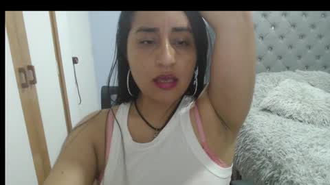 Lunhaa   online show from March 9, 2025, 1:56 am