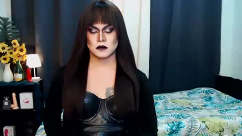 QueenMarina online show from September 21, 2025, 3:13 pm