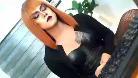 Snapshot of xyournightmarequeenx chatting on February 19, 2026, 1:34 am QueenMarina online show from February 19, 2026, 1:34 am