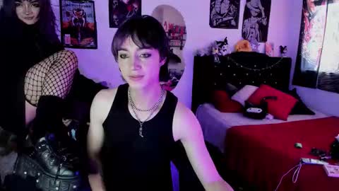 xzerox_ online show from February 12, 2026, 5:19 pm