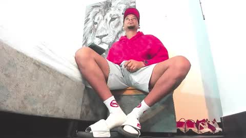 Sr. Y0ung Master online show from November 21, 2025, 3:05 am