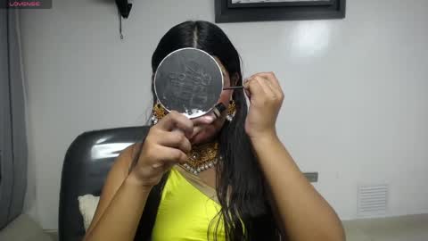 yazhini online show from April 1, 2026, 12:06 pm