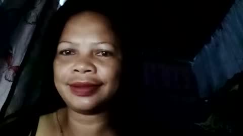 Snapshot of yadly143 chatting on May 16, 2026, 9:35 pm yadly143 online show from May 16, 2026, 9:35 pm